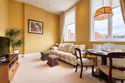 1 bedroom flat to rent, Promenade, Cheltenham GL50 1LR