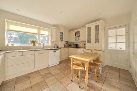 undefined, Longfield, Little Kingshill, HP16