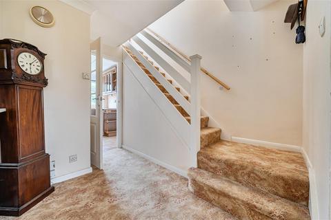 4 bedroom detached house for sale, Tyne Crescent, Bedford