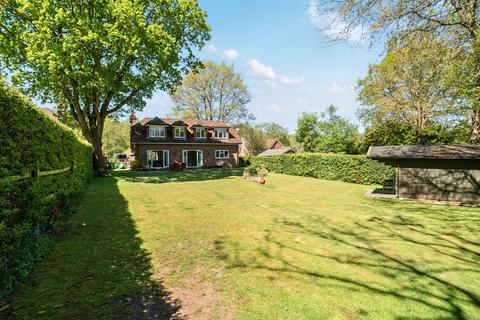 4 bedroom house for sale, Haslemere Road, Witley, GU8