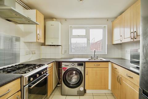 1 bedroom flat for sale, Sibley Grove, East Ham, London, E12