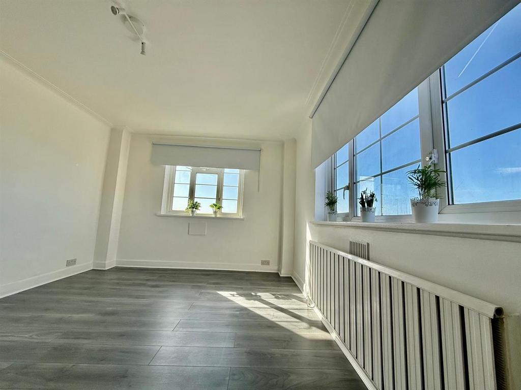 Whats App Image 2026-03-17 at 14.45.44.jpeg