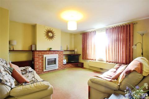 2 bedroom bungalow for sale, The Gardens, Reading RG8