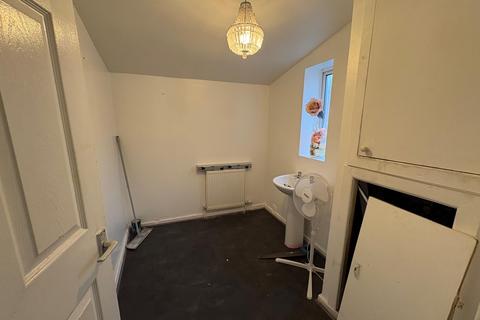 Property for sale, Oldham Road, Middleton