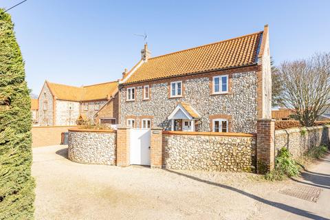 undefined, Privacy and Practicality in the Heart of Burnham Market