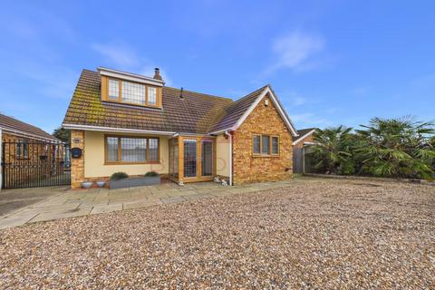 undefined, Dumont Avenue, Clacton-On-Sea CO16