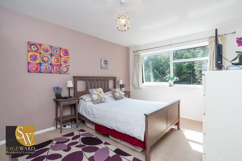 undefined, Riversmeet, Hertfordshire SG14