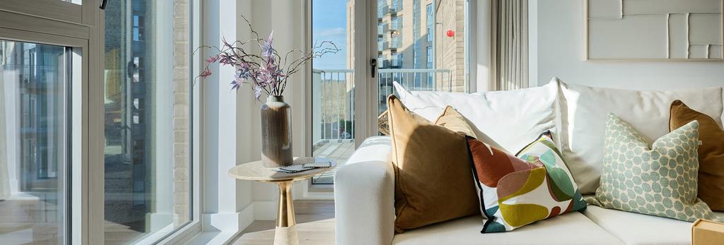 Bankside-gardens, Spacious living area with...