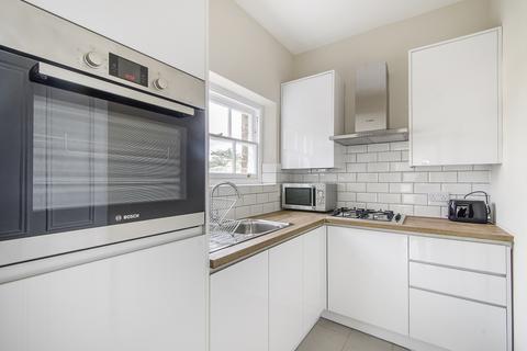 2 bedroom apartment to rent, Elms Road, SW4
