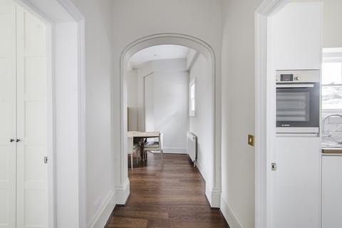 2 bedroom apartment to rent, Elms Road, SW4