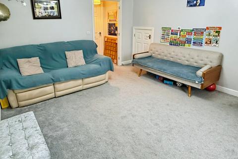 3 bedroom semi-detached house for sale, Ampleforth Lane, Hamilton, Leicester, LE5