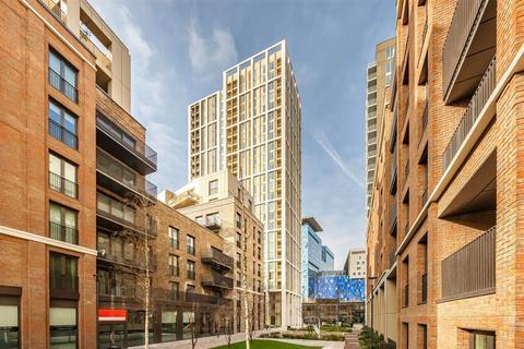 undefined, Cendal Crescent, London E1
