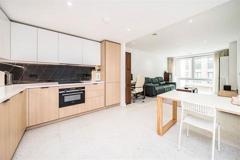 undefined, Cendal Crescent, London E1