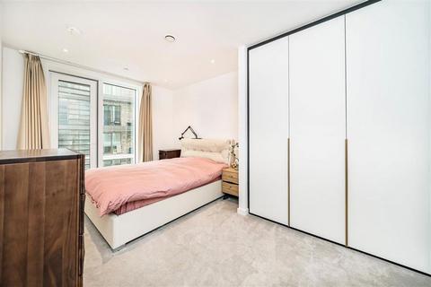 undefined, Cendal Crescent, London E1