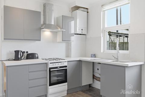 undefined, Shakespeare Drive, Westcliff-on-sea, SS0 9