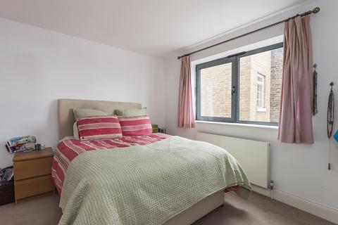 2 bedroom apartment to rent, Clapham Park Road Clapham Park SW4
