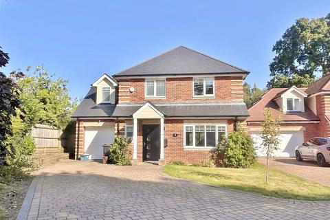 4 bedroom detached house for sale, Maple Gardens, Verwood, Dorset, BH31