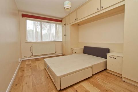 undefined, Abbey Close, Pinner
