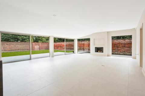 3 bedroom bungalow for sale, Cheapside Road, Ascot, Berkshire