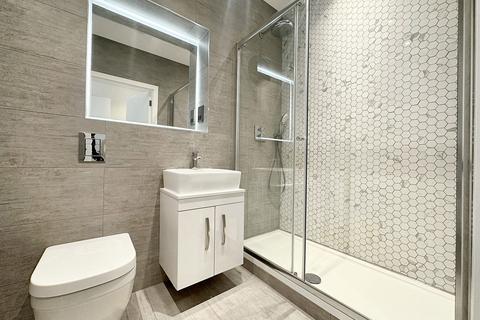 2 bedroom apartment to rent, Papermill House, Oxford Road, UB8