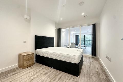 2 bedroom apartment to rent, Papermill House, Oxford Road, UB8
