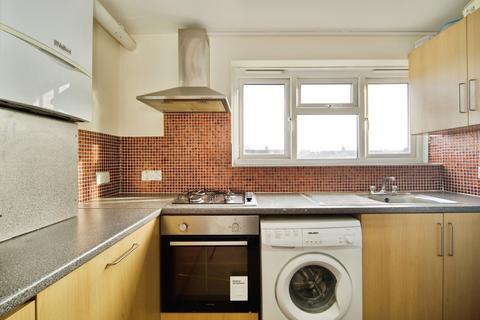 undefined, Forest View Road, Manor Park, London, E12