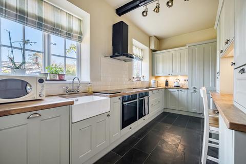 4 bedroom house for sale, Russley Park, Marlborough, SN8