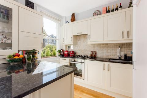 2 bedroom flat to rent, Freegrove Road, London, N7