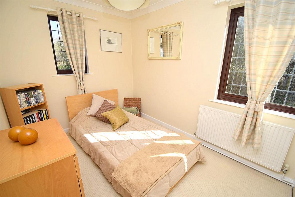 Ground floor bedroom.jpg