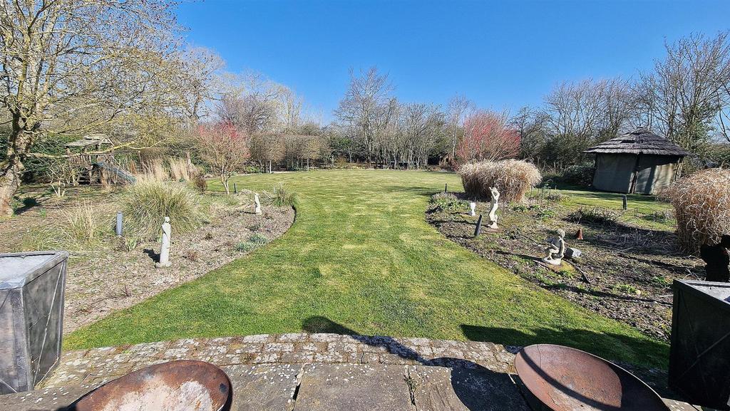 GARDEN FROM PATIO.jpg