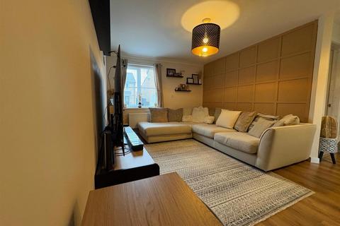 3 bedroom semi-detached house for sale, Runnymede Way, Northallerton