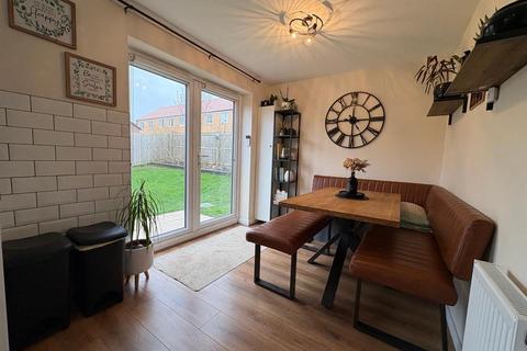 3 bedroom semi-detached house for sale, Runnymede Way, Northallerton