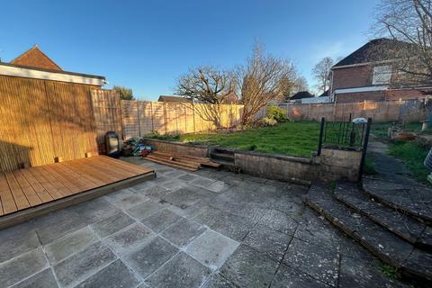 3 bedroom semi-detached house for sale, Highbury Park, Warminster