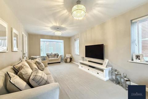 undefined, Worcester Court, Tonyrefail, CF39