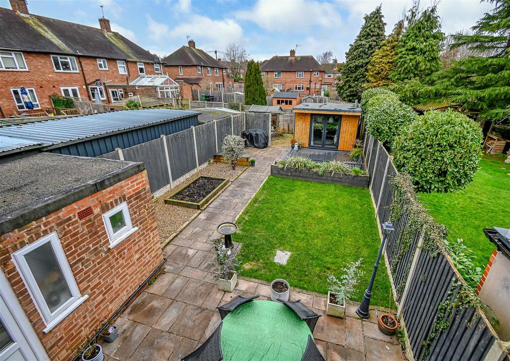 7 Woodberry Close-21.jpg