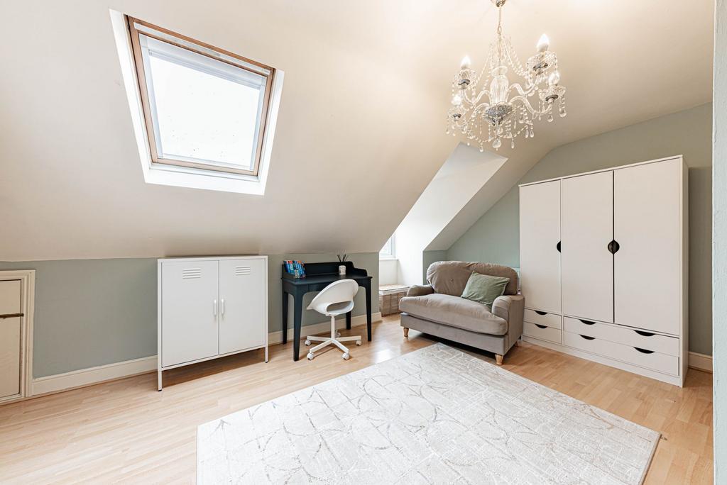 Bedroom Two (2)