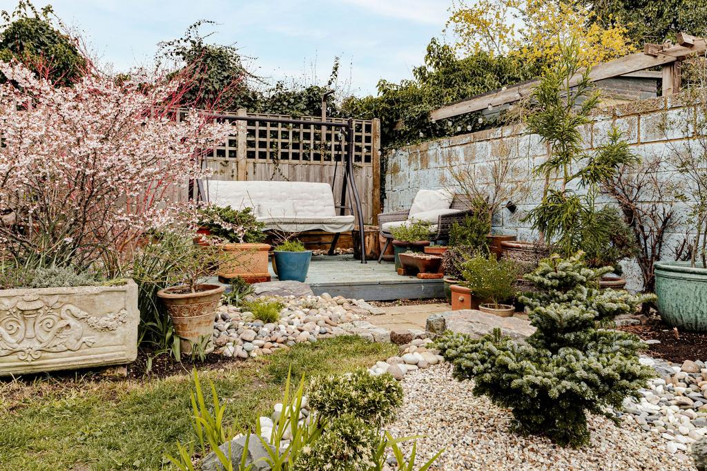 Rear Garden (4)
