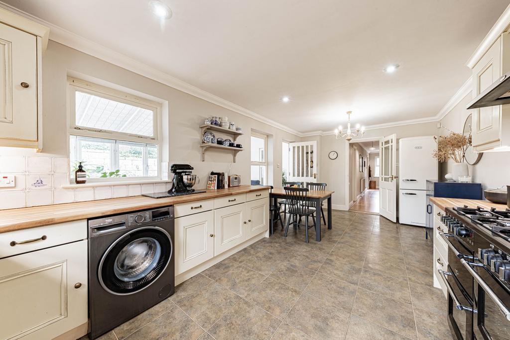 Kitchen Dining Room (3)