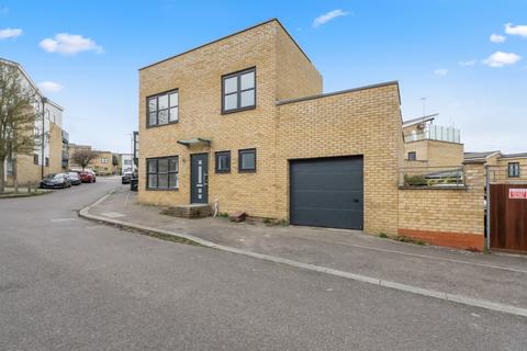 undefined, Courtyard Mews, Greenhithe,