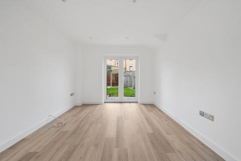 undefined, Courtyard Mews, Greenhithe,