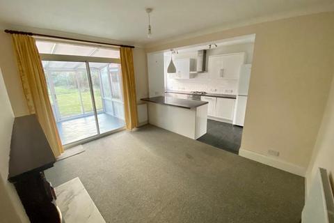 undefined, Russell Avenue, Nottingham, NG8