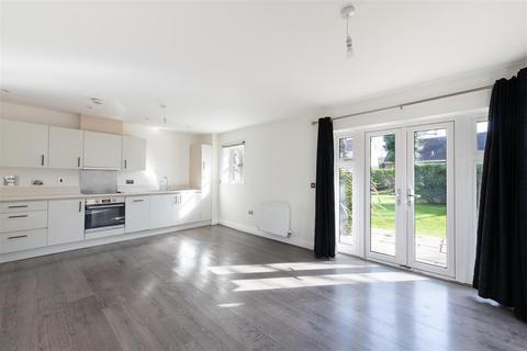 undefined, Linden Way, London N14