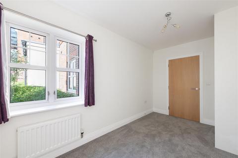 undefined, Linden Way, London N14