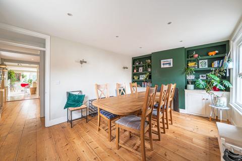 undefined, London Road, Cheltenham, GL52