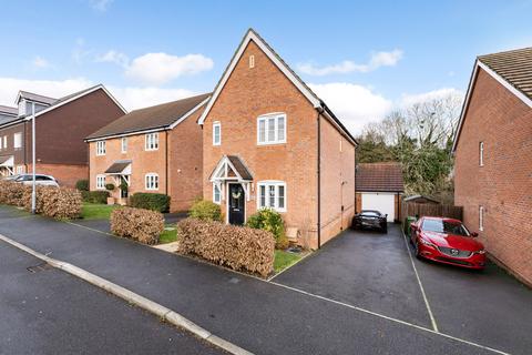 3 bedroom house for sale, Rowden Way, Alton, GU34