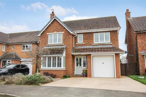 5 bedroom detached house for sale, Oaktree Drive, Northallerton