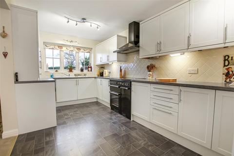 5 bedroom detached house for sale, Oaktree Drive, Northallerton