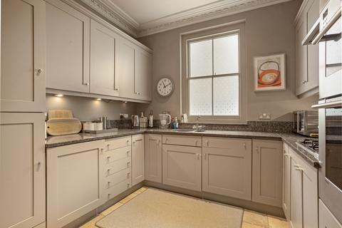 3 bedroom flat for sale, Vittoria Walk, Cheltenham, GL50