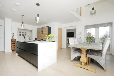 4 bedroom detached house for sale, Sandwich Road, Whitfield, Dover, CT16