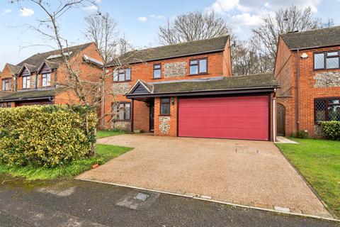 4 bedroom house for sale, Burrows Close, Penn, HP10